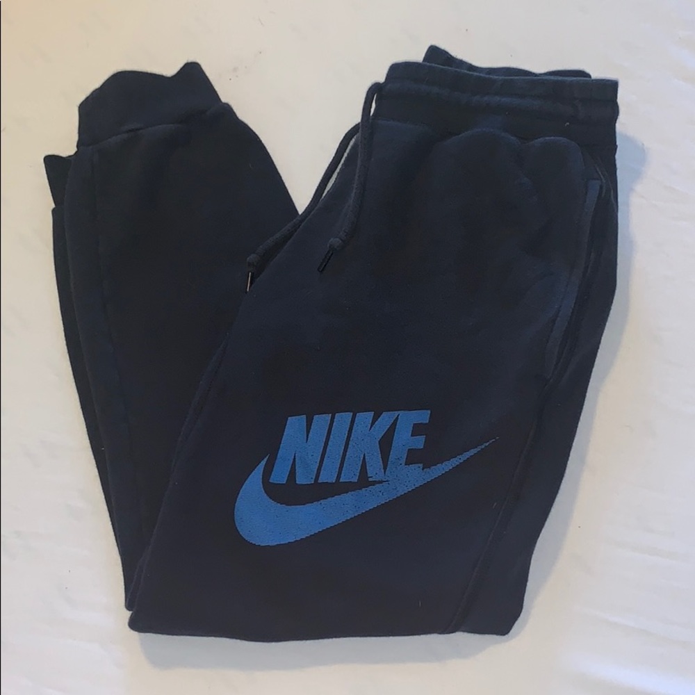 Nike joggers black size S
